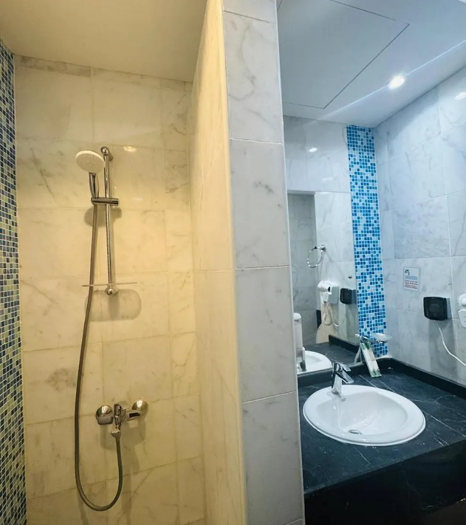 Grand Al Rawda Hotel فندق جراند الروضة Quai